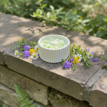 Blush Rose – Petite Candle (Green Daisy)