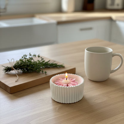 Dark Rose – Petite Candle (Pink Daisy)