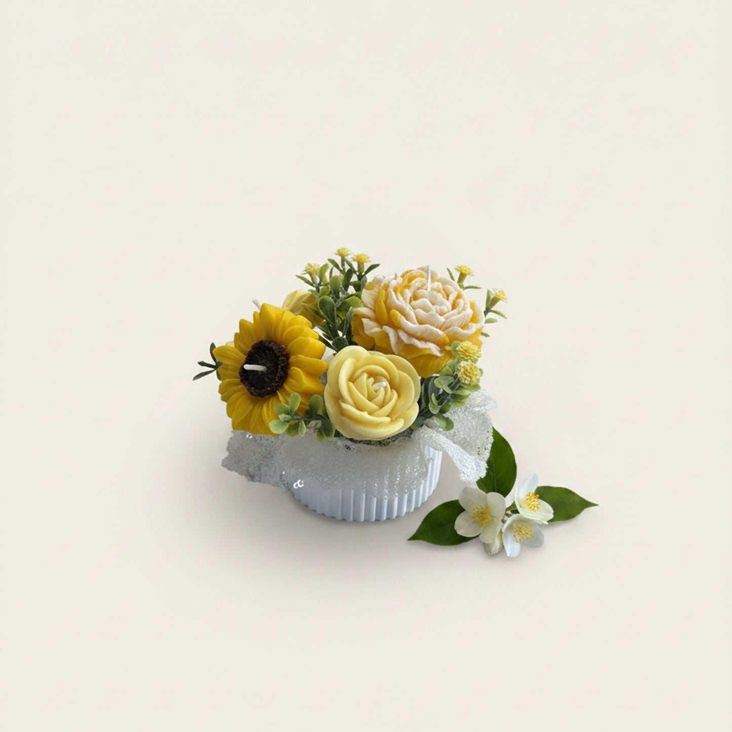 Moonlit Jasmine Candle Bouquet (Golden Bloom)