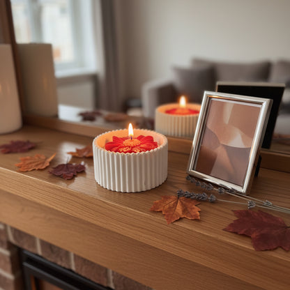 White Magnolia – Petite Candle (Red Daisy)