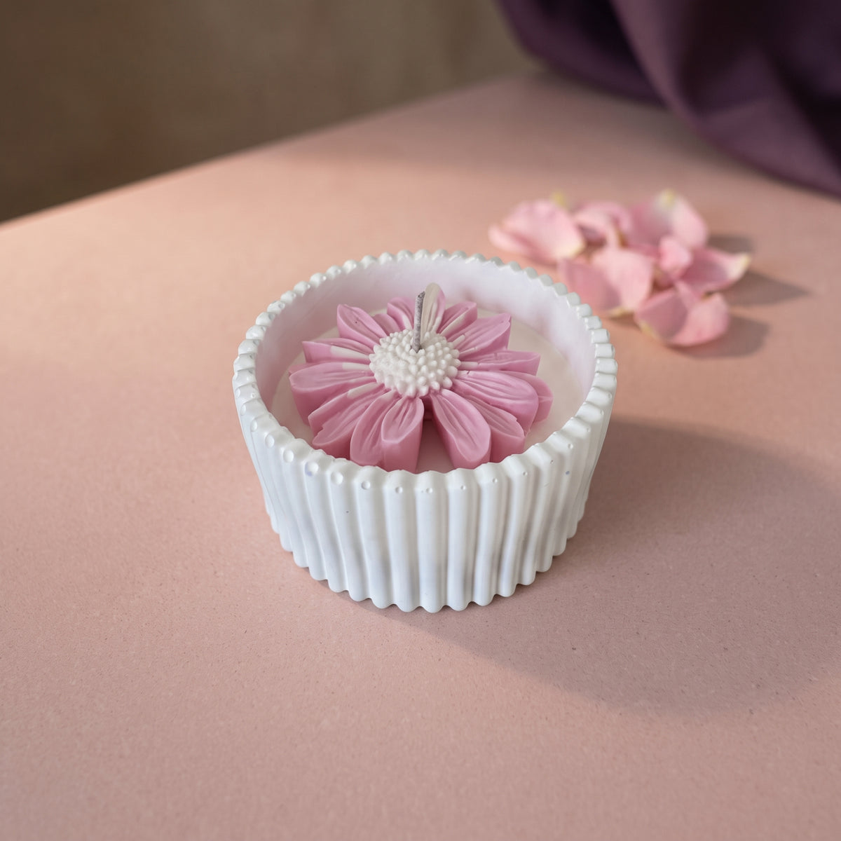 Blush Rose – Petite Candle (Pink Daisy)