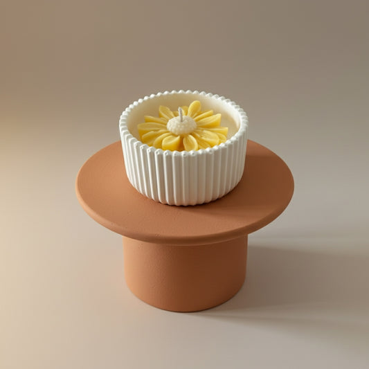 Sunripe Mango – Petite Candle (Yellow Daisy)