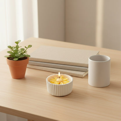 Sunripe Mango – Petite Candle (Yellow Daisy)