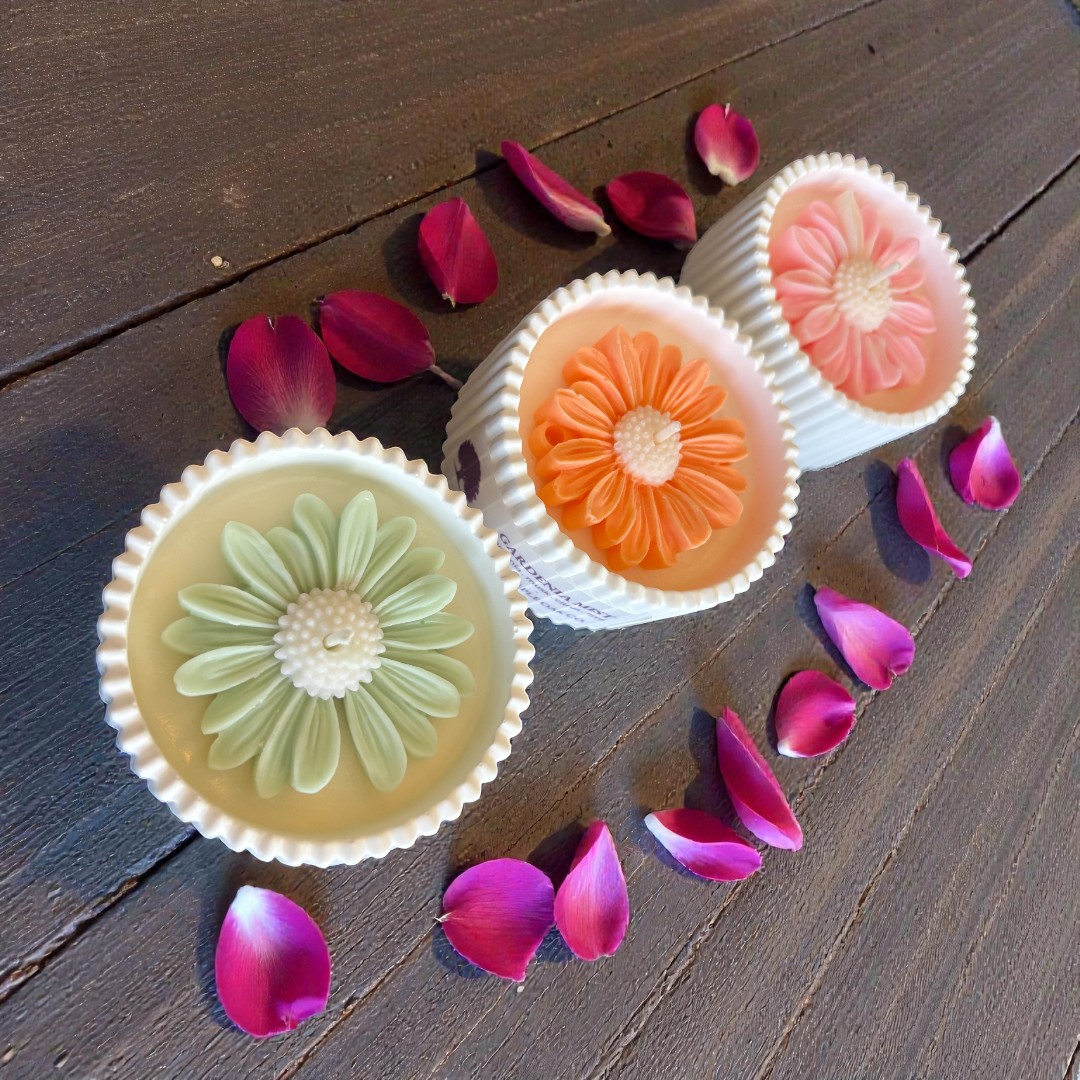 Artisan gathering bowl candle