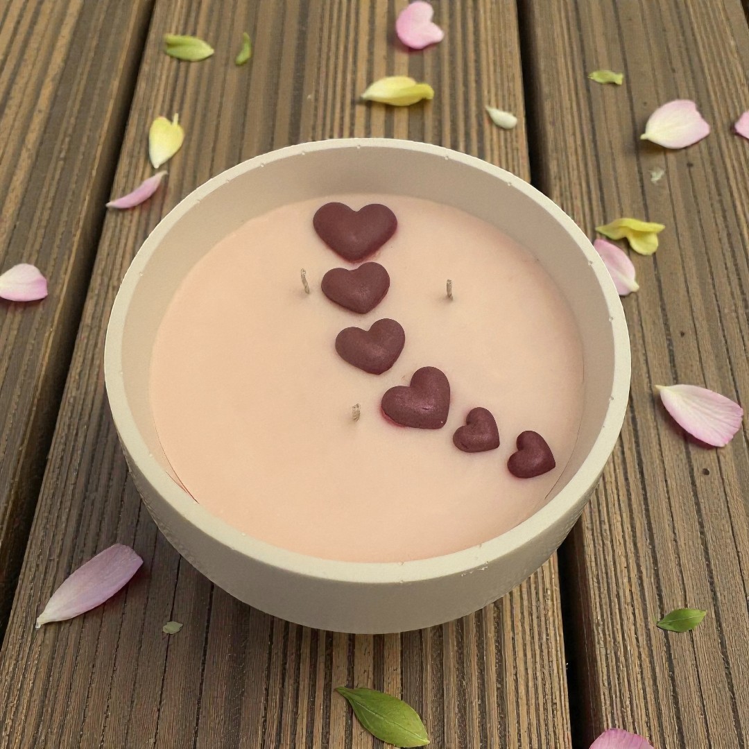 Artisan floral bowl candle